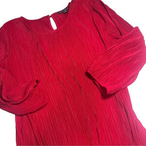 Adrianna papell red long sleeve pleated top size M